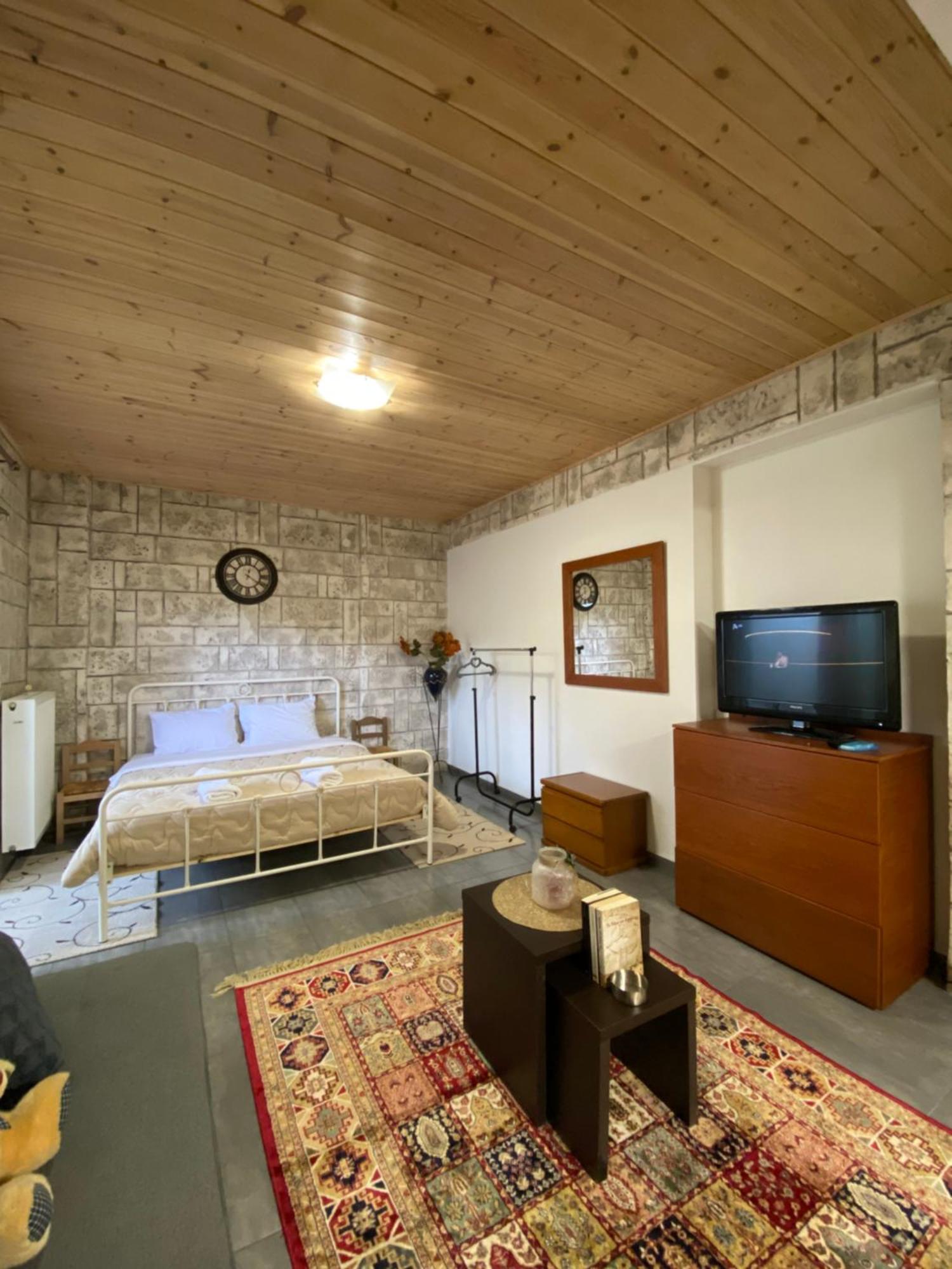 D&M Studio Ριο Πατρα Patras Exterior foto